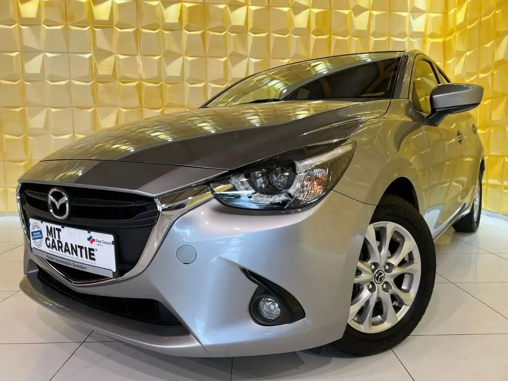 Photo 1 : Mazda 2 2015 Essence