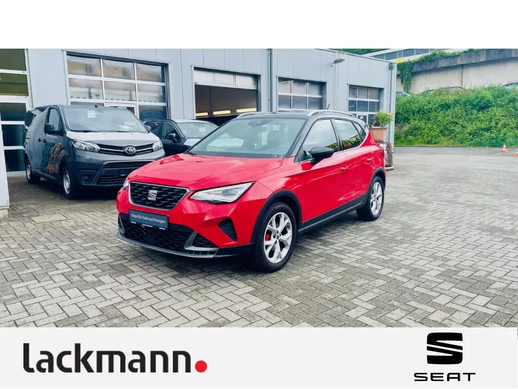 Photo 1 : Seat Arona 2023 Petrol