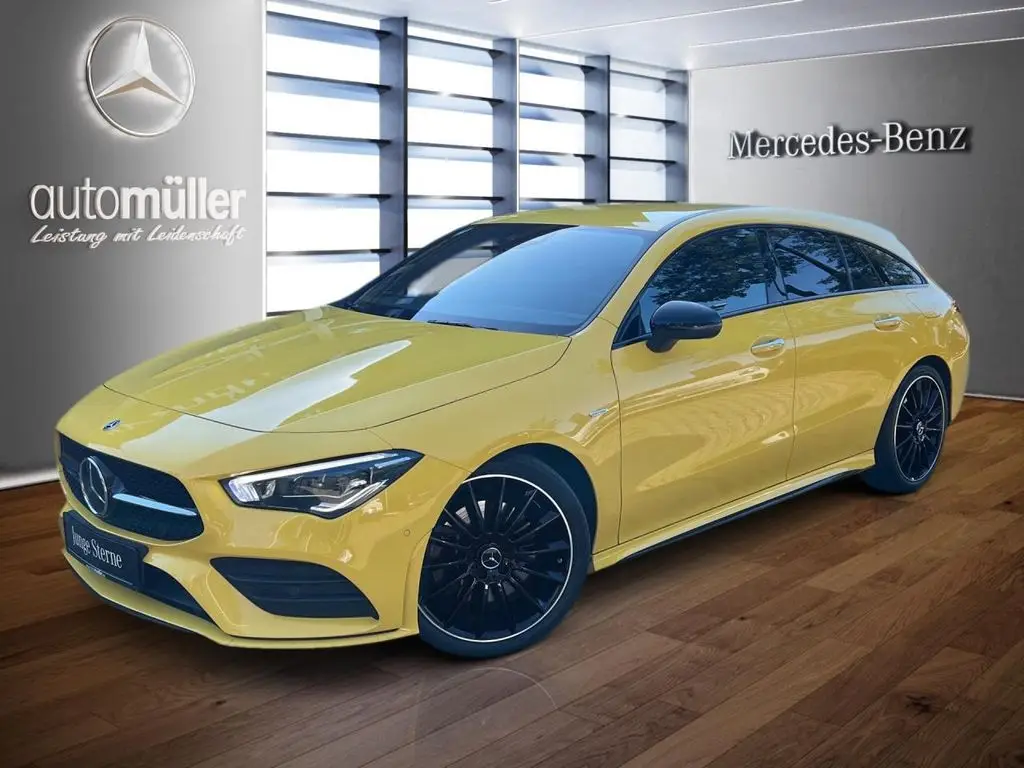 Photo 1 : Mercedes-benz Classe Cla 2021 Petrol