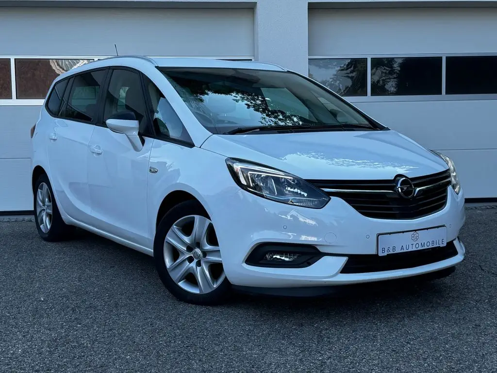 Photo 1 : Opel Zafira 2018 Diesel