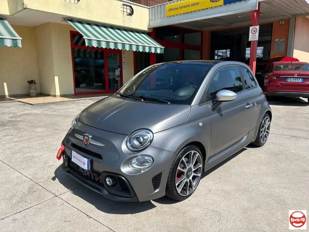 Photo 1 : Abarth 595 2019 Petrol