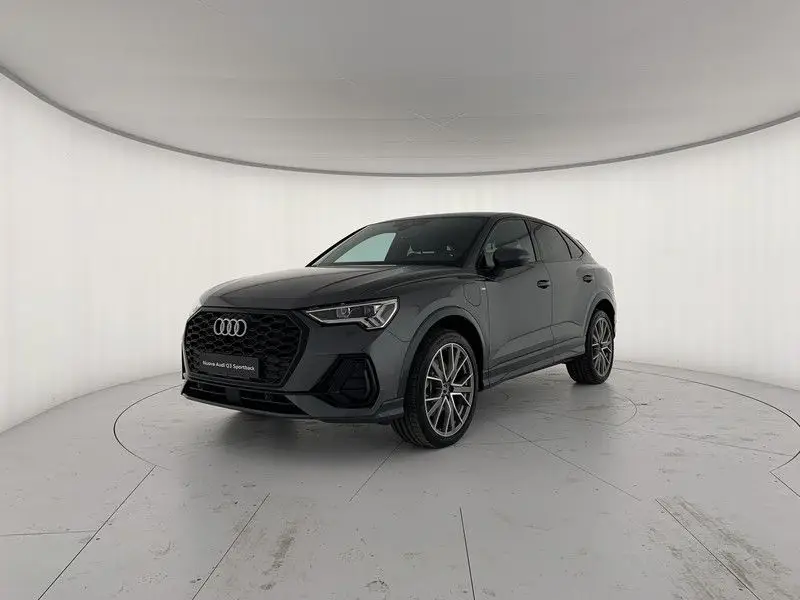 Photo 1 : Audi Q3 2024 Autres