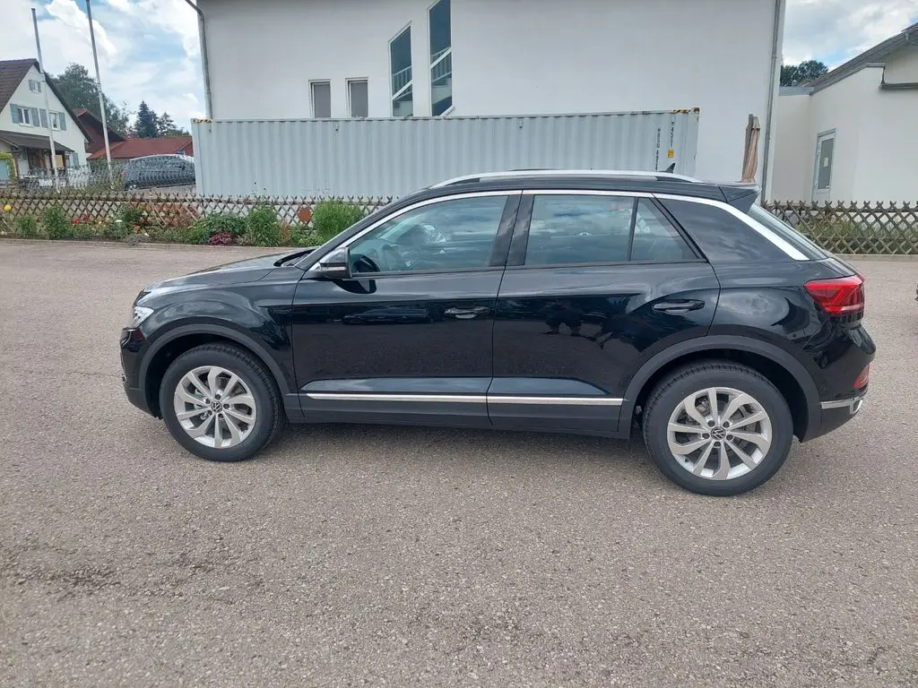 Photo 1 : Volkswagen T-roc 2024 Petrol