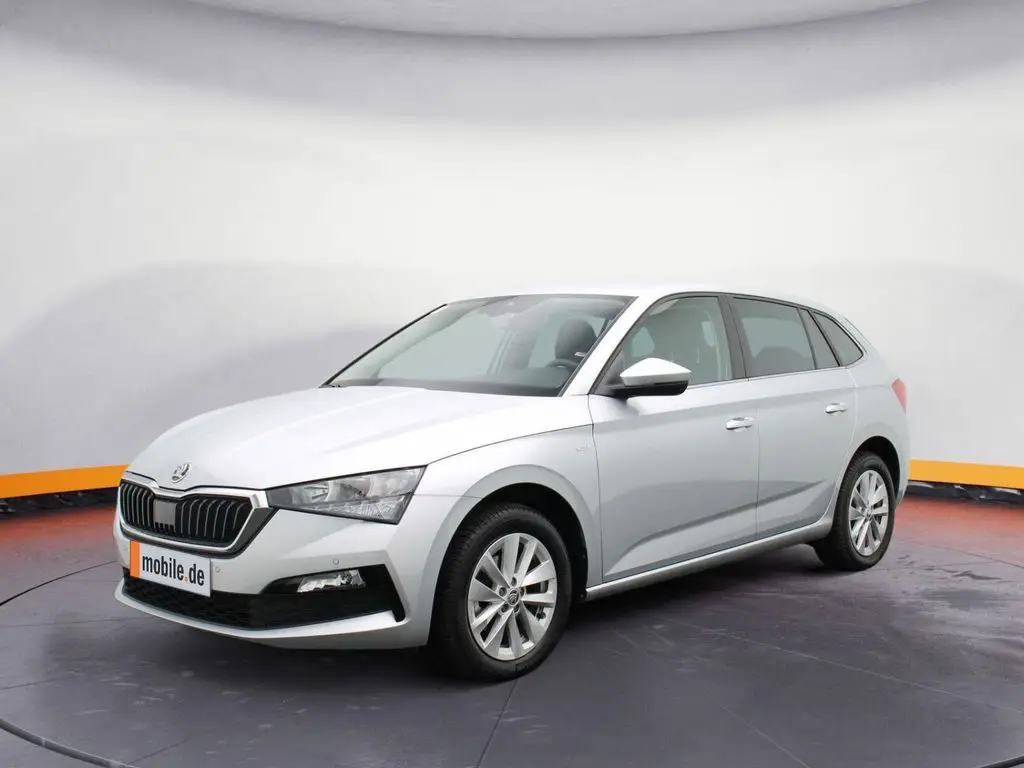 Photo 1 : Skoda Scala 2023 Essence