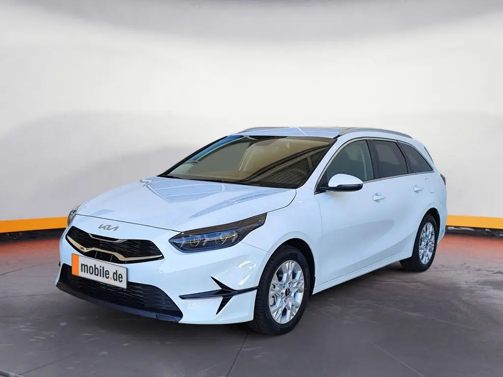 Photo 1 : Kia Ceed 2024 Petrol