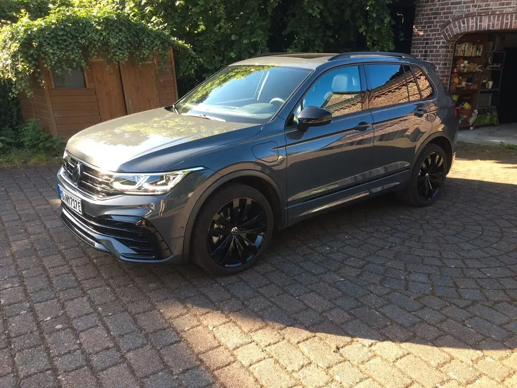 Photo 1 : Volkswagen Tiguan 2022 Hybride