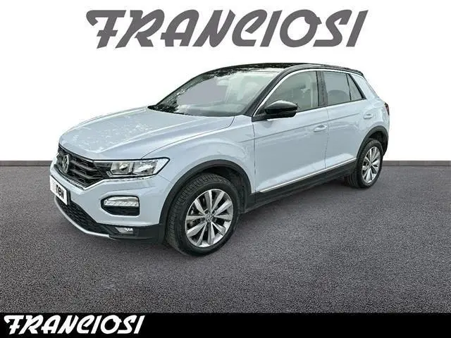 Photo 1 : Volkswagen T-roc 2018 Petrol