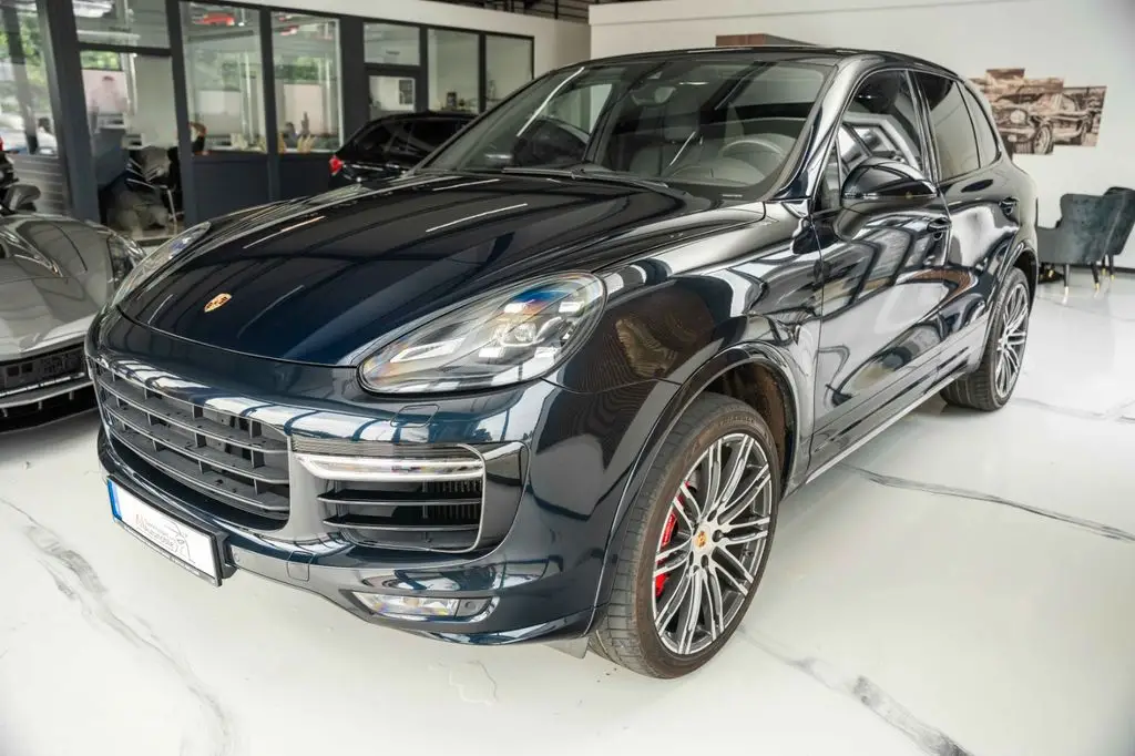 Photo 1 : Porsche Cayenne 2015 Petrol