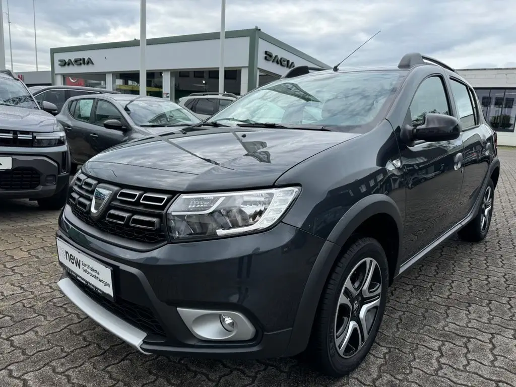 Photo 1 : Dacia Sandero 2018 Essence