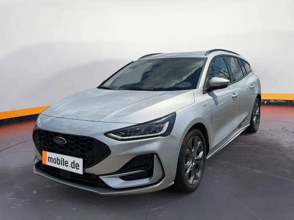 Photo 1 : Ford Focus 2023 Petrol