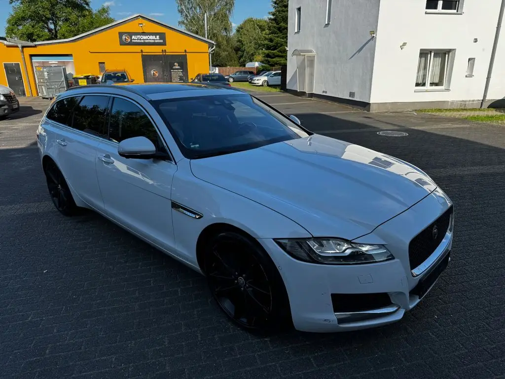 Photo 1 : Jaguar Xf 2018 Diesel