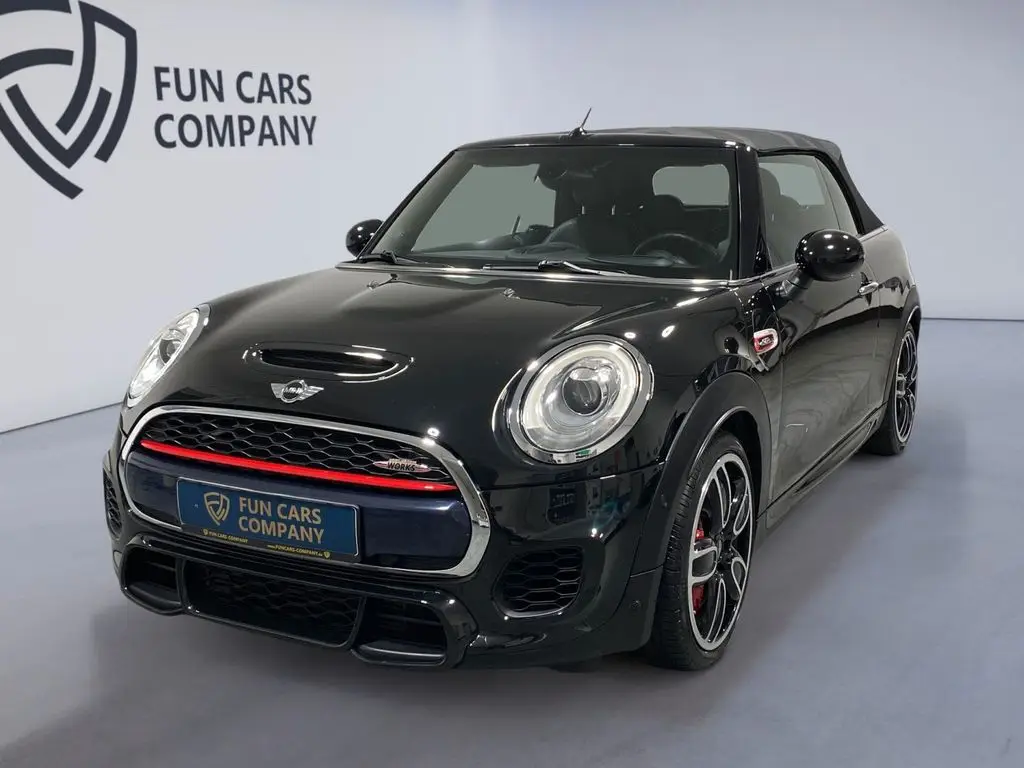 Photo 1 : Mini John Cooper Works 2017 Essence