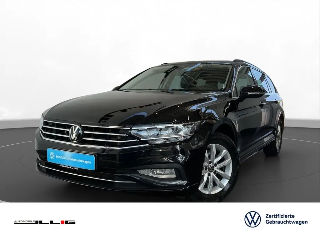 Photo 1 : Volkswagen Passat 2023 Diesel