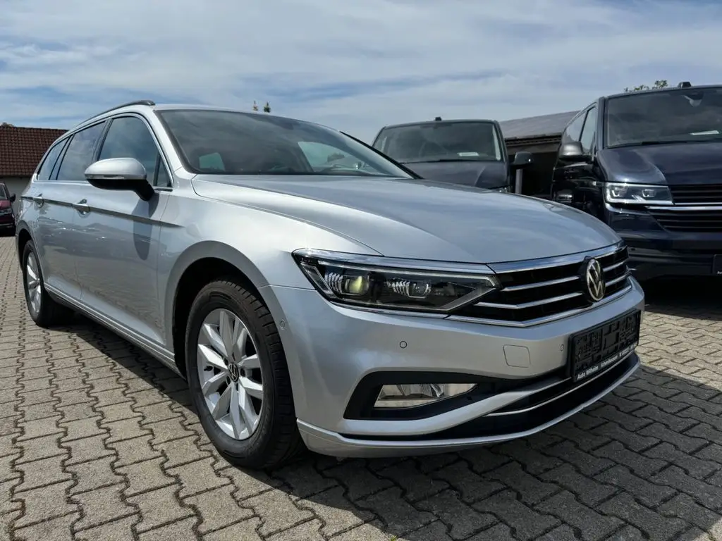 Photo 1 : Volkswagen Passat 2021 Diesel