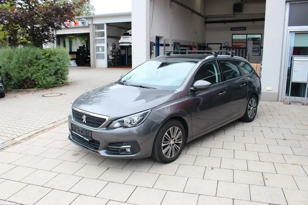 Photo 1 : Peugeot 308 2020 Diesel