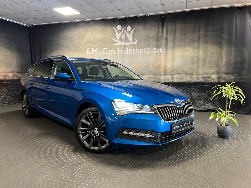 Photo 1 : Skoda Superb 2019 Essence