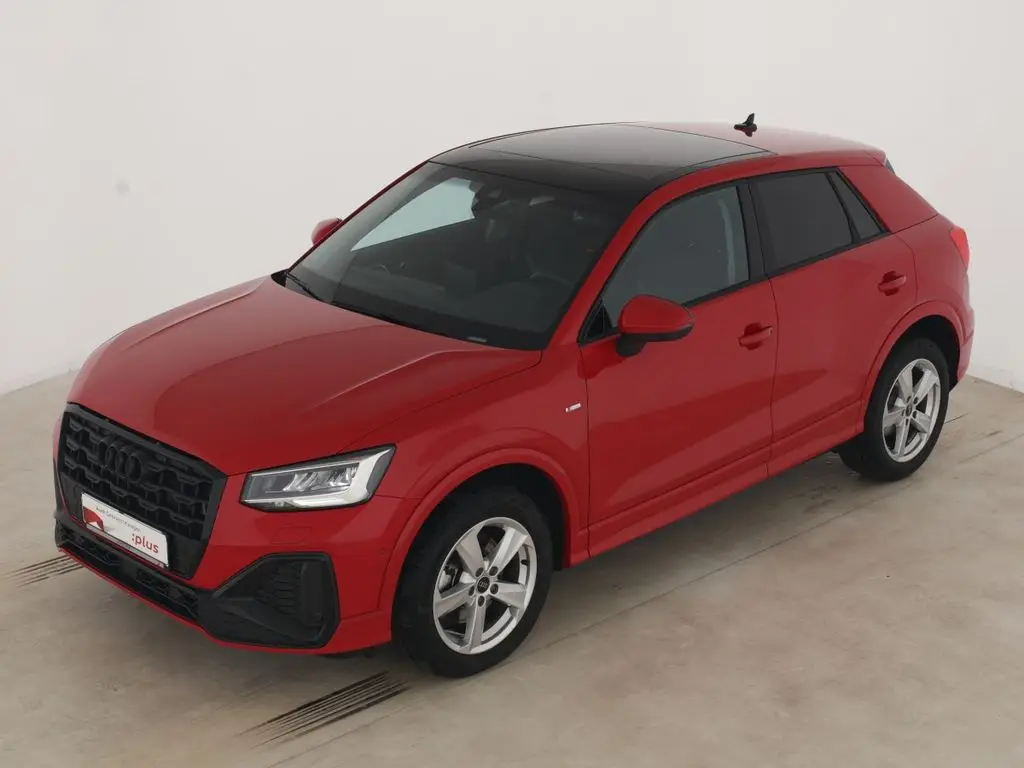 Photo 1 : Audi Q2 2024 Diesel