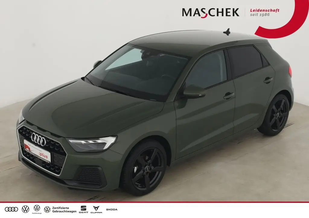 Photo 1 : Audi A1 2023 Essence