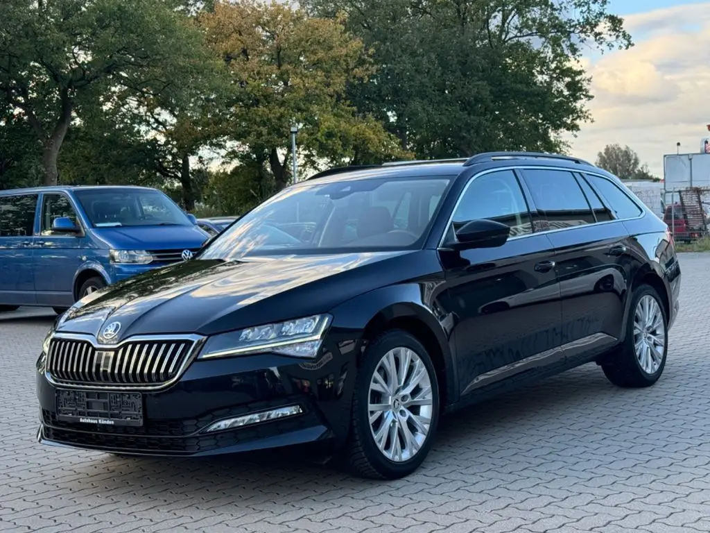 Photo 1 : Skoda Superb 2023 Diesel