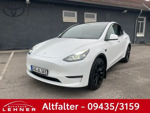 Photo 1 : Tesla Model Y 2022 Non renseigné