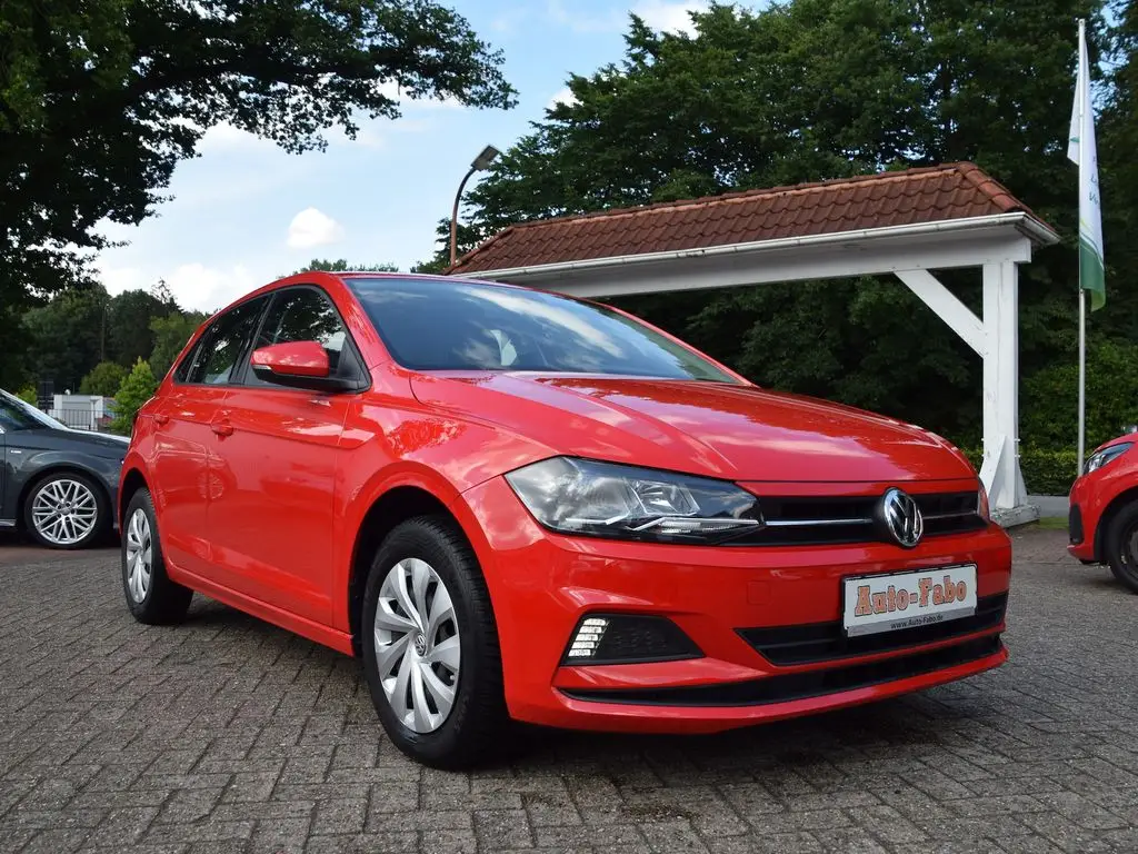 Photo 1 : Volkswagen Polo 2020 Essence