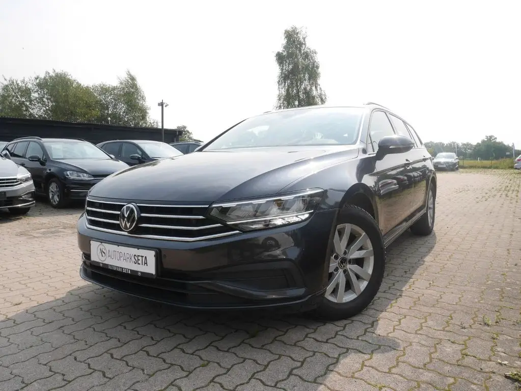 Photo 1 : Volkswagen Passat 2021 Diesel