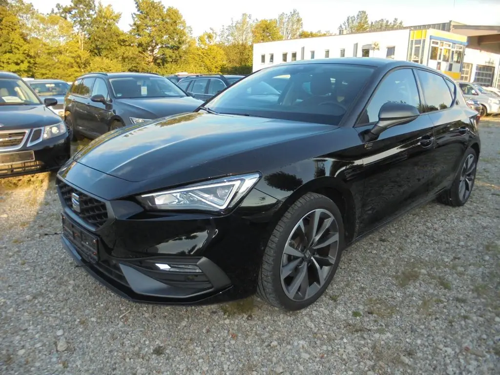 Photo 1 : Seat Leon 2022 Petrol