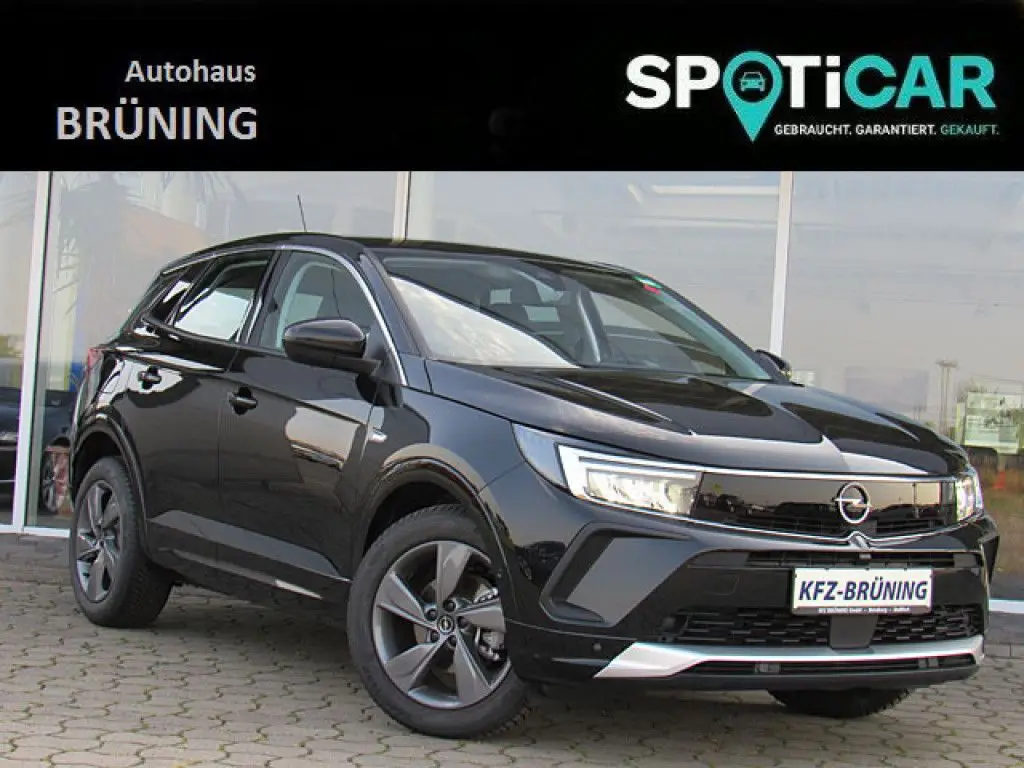 Photo 1 : Opel Grandland 2024 Petrol