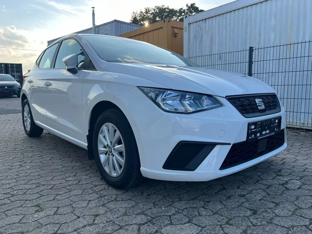 Photo 1 : Seat Ibiza 2021 Petrol