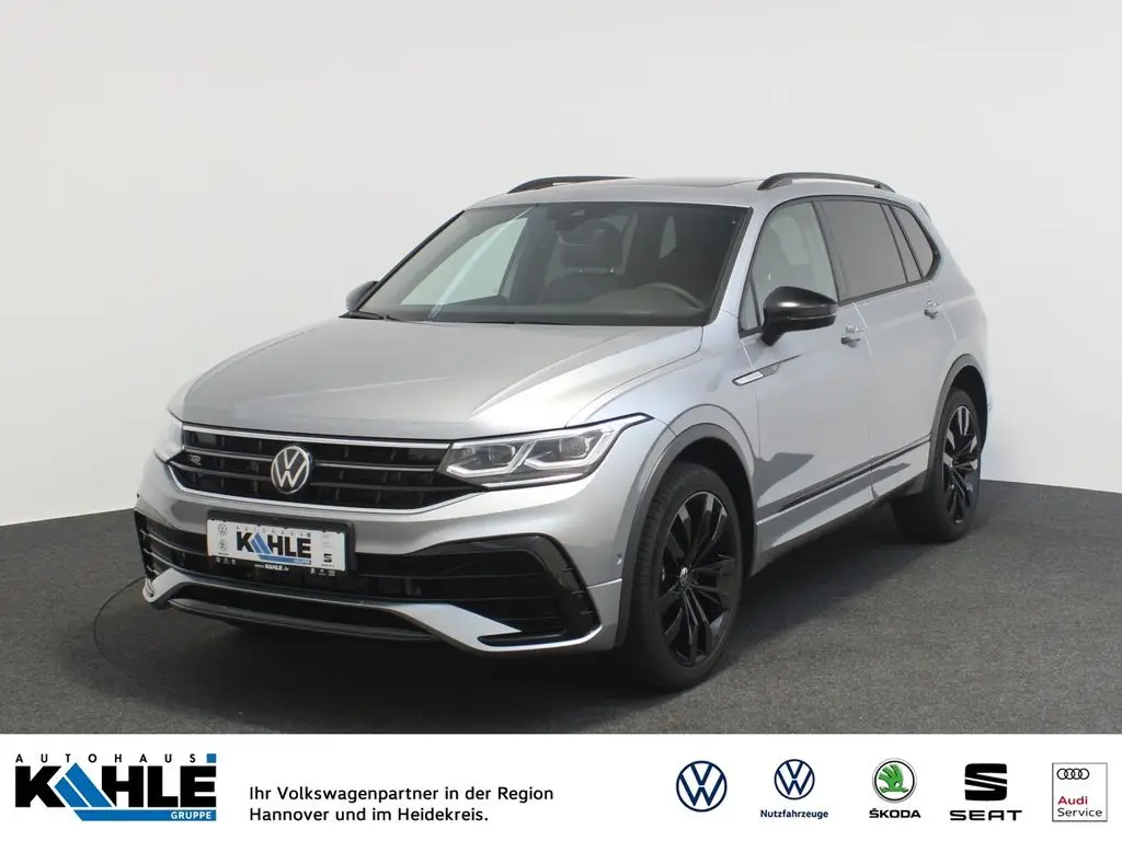 Photo 1 : Volkswagen Tiguan 2024 Essence