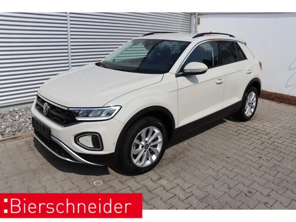 Photo 1 : Volkswagen T-roc 2023 Essence