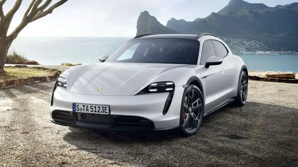 Photo 1 : Porsche Taycan 2023 Non renseigné