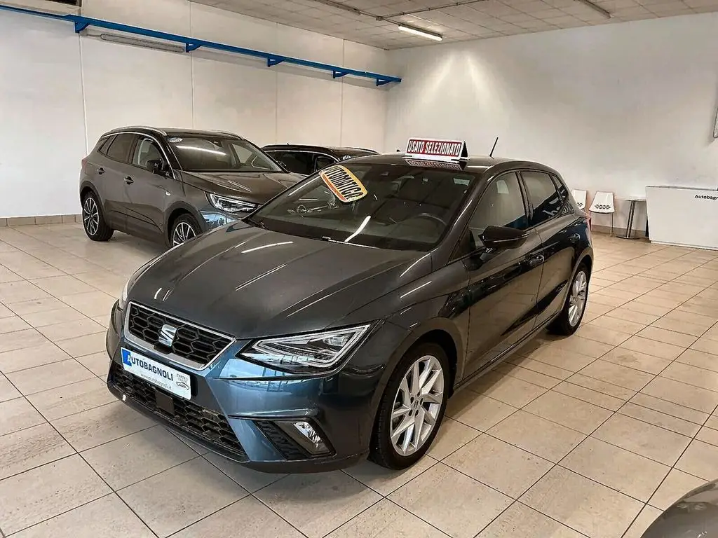 Photo 1 : Seat Ibiza 2022 Petrol