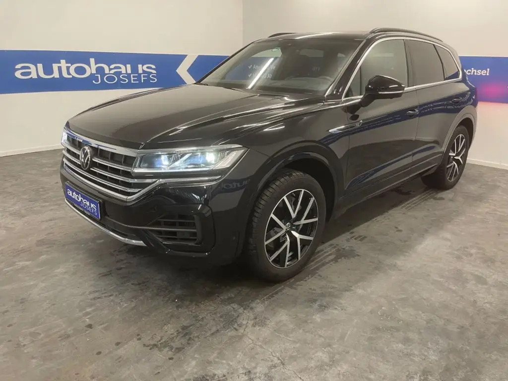 Photo 1 : Volkswagen Touareg 2022 Petrol