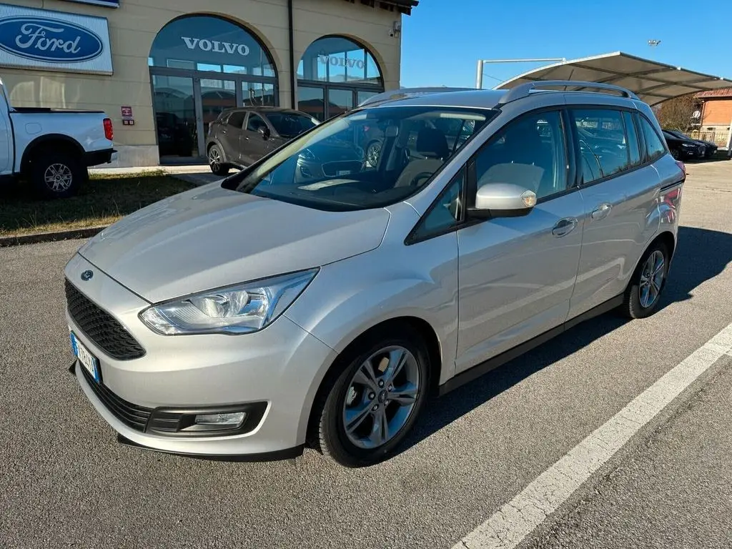 Photo 1 : Ford C-max 2017 Diesel