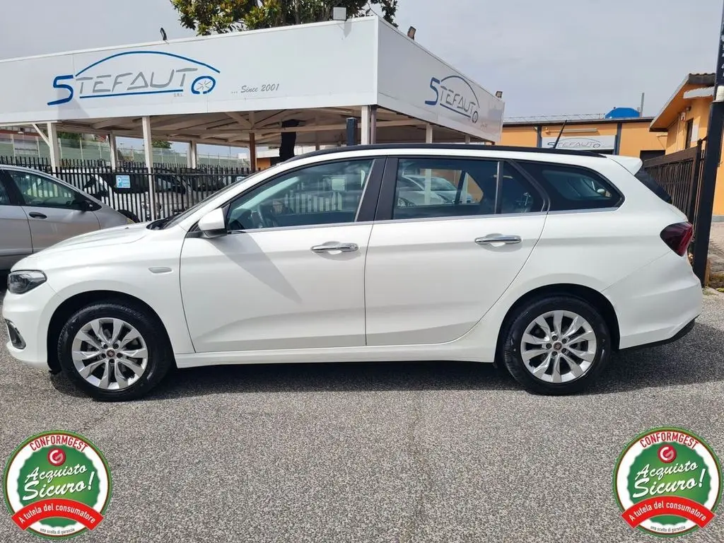 Photo 1 : Fiat Tipo 2019 Diesel