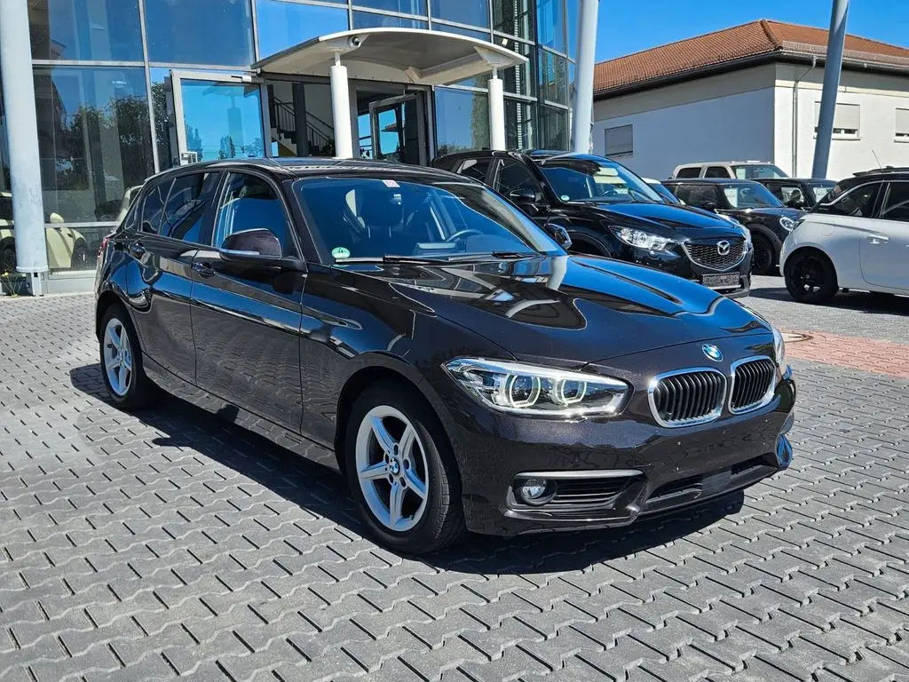 Photo 1 : Bmw Serie 1 2017 Petrol