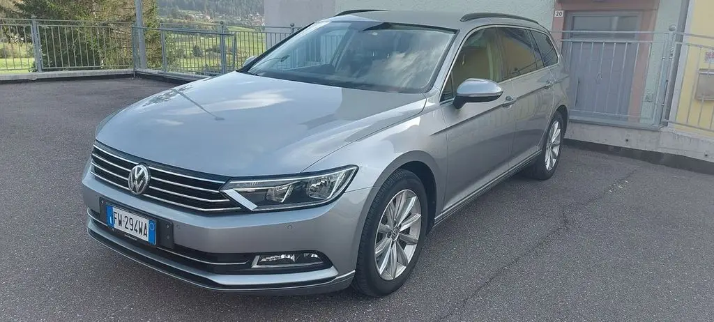 Photo 1 : Volkswagen Passat 2019 Diesel