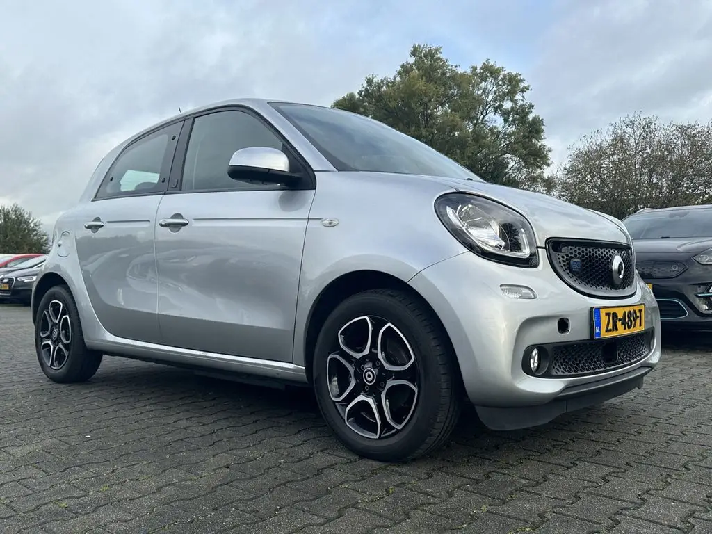 Photo 1 : Smart Forfour 2019 Not specified