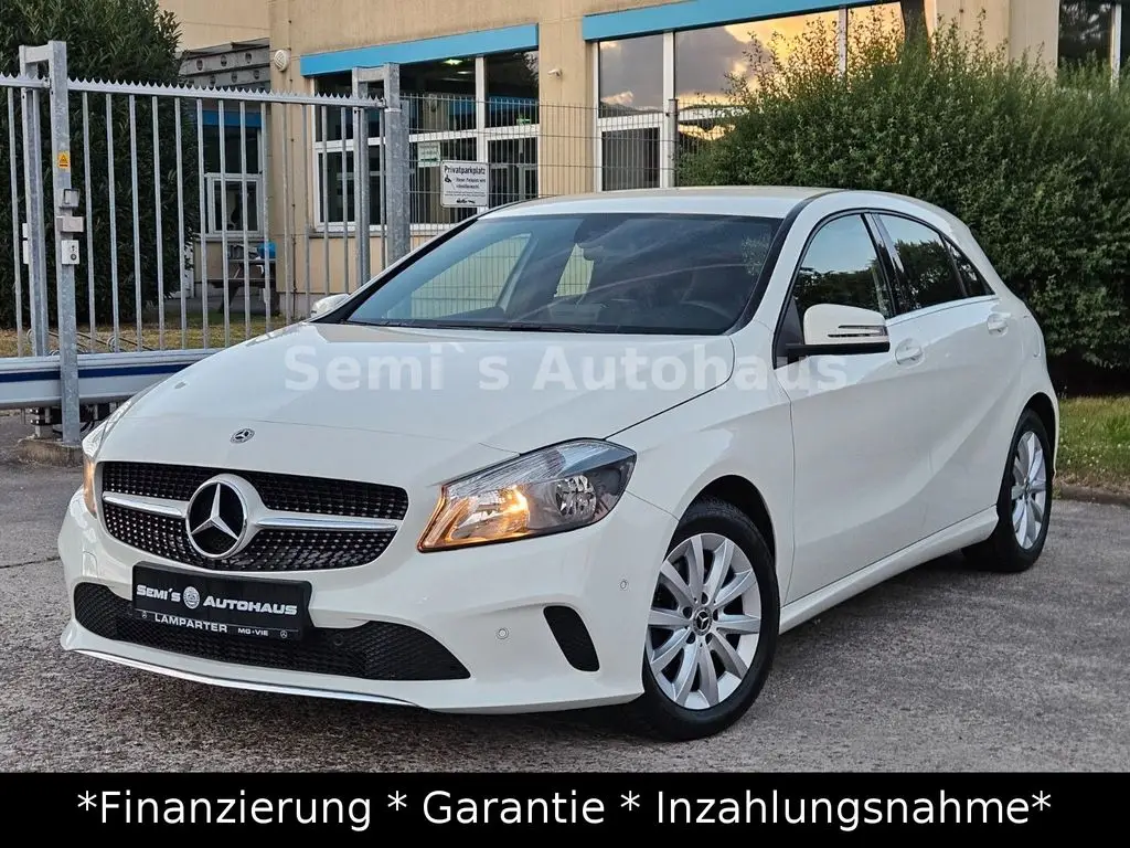 Photo 1 : Mercedes-benz Classe A 2017 Petrol