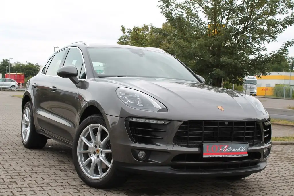 Photo 1 : Porsche Macan 2017 Essence