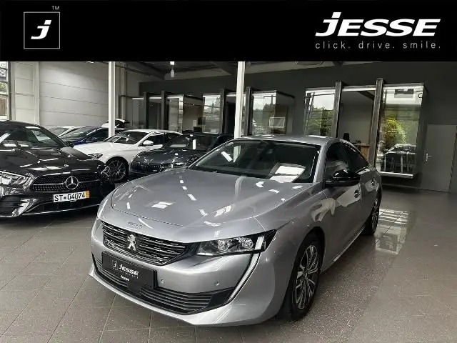 Photo 1 : Peugeot 508 2022 Petrol