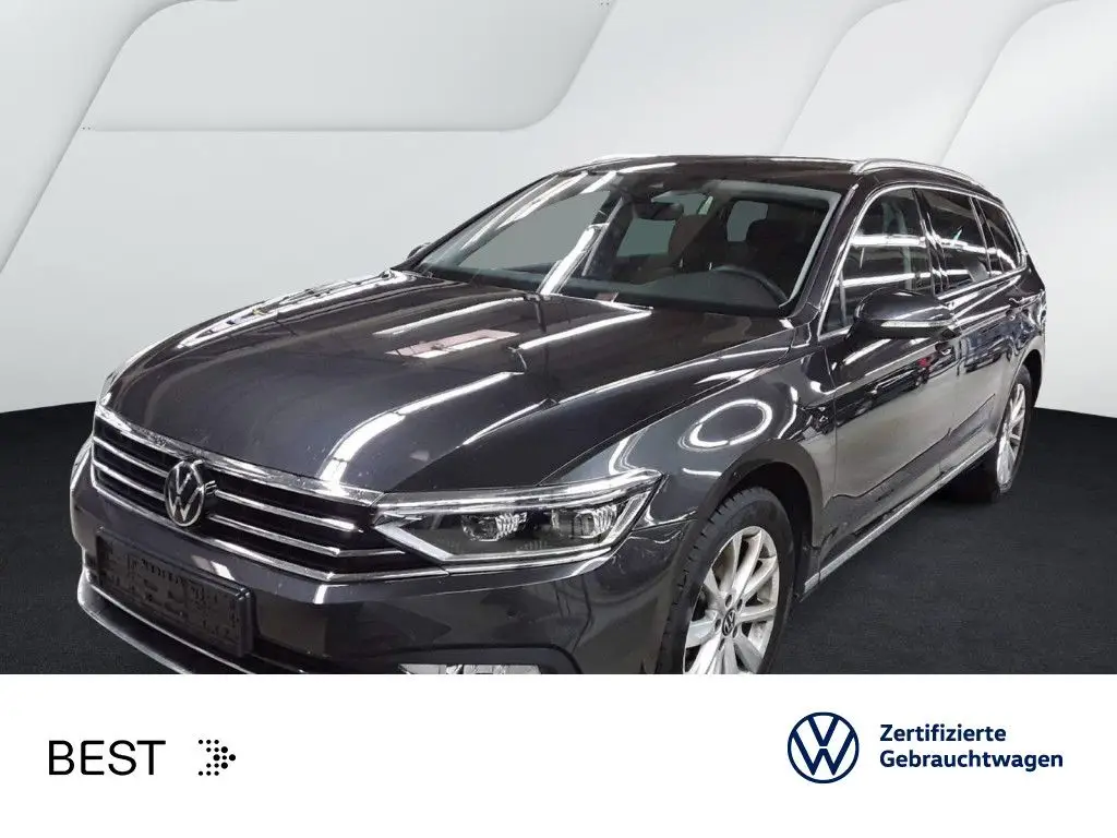 Photo 1 : Volkswagen Passat 2023 Diesel