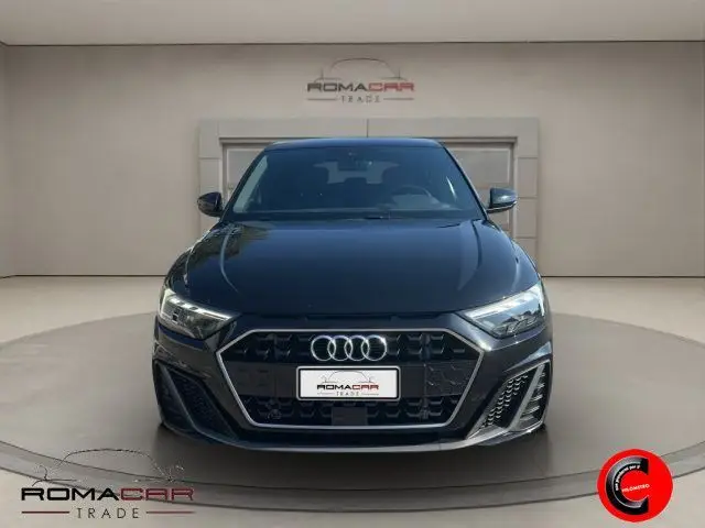 Photo 1 : Audi A1 2019 Petrol