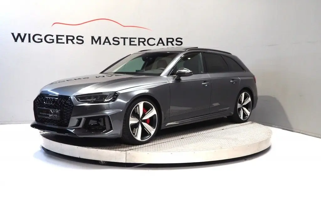 Photo 1 : Audi Rs4 2018 Essence