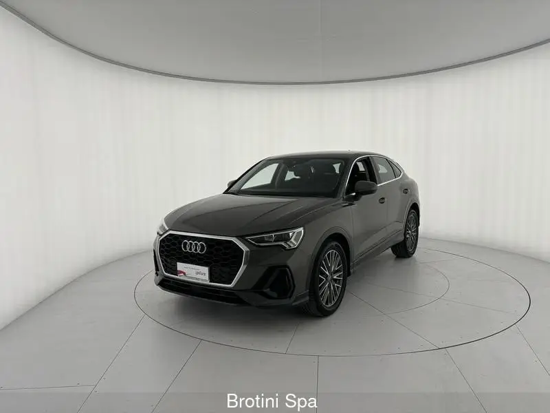 Photo 1 : Audi Q3 2020 Diesel