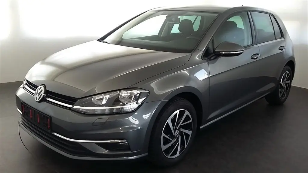 Photo 1 : Volkswagen Golf 2019 Petrol