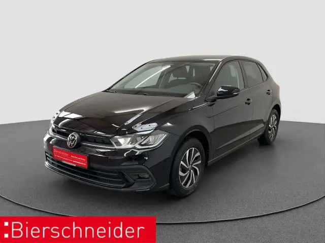 Photo 1 : Volkswagen Polo 2023 Essence