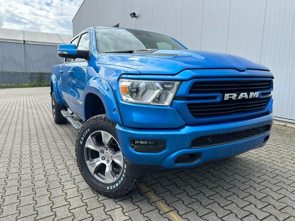 Photo 1 : Dodge Ram 2023 LPG