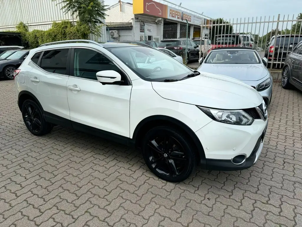 Photo 1 : Nissan Qashqai 2016 Diesel